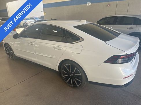 Certified 2025 Honda Accord Touring image 4