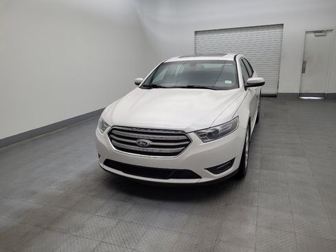 Used 2013 Ford Taurus SEL image 15