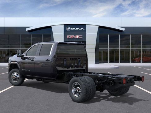 New 2025 GMC Sierra 3500 SLE w/ SLE Convenience Package image 3
