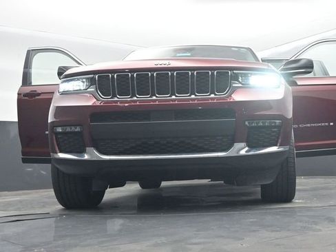 Used 2022 Jeep Grand Cherokee L Limited AWD/4WD image 71