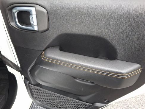 Certified 2021 Jeep Wrangler Unlimited Sahara image 14