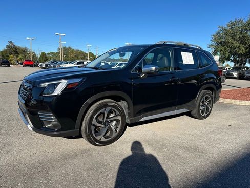 Used 2023 Subaru Forester Touring image 13