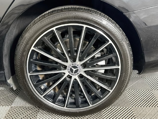 Used 2019 Mercedes-Benz C 300 Sedan image 33