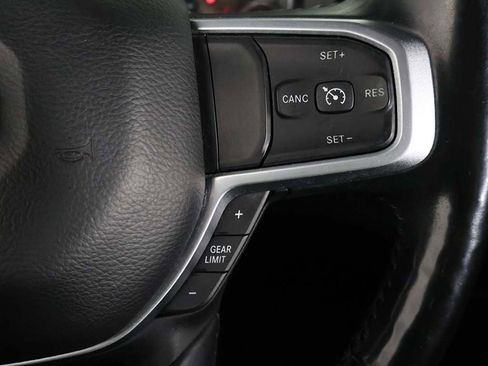 Used 2019 RAM 1500 Big Horn AWD/4WD image 36