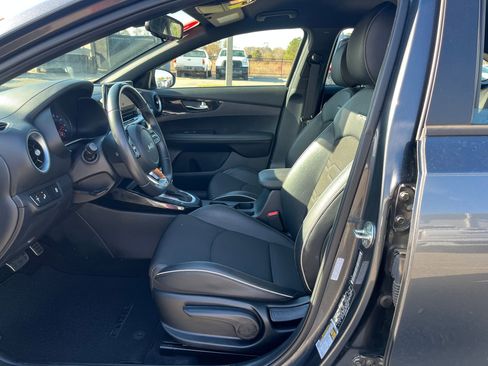 Used 2024 Kia Forte GT-Line image 35