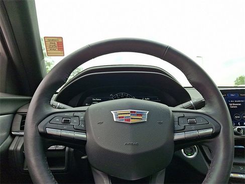 Certified 2022 Cadillac CT4 Premium Luxury image 20