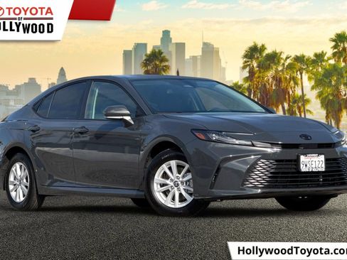 Used 2026 Toyota Camry LE FWD image 1