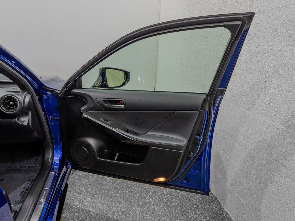 Used 2023 Lexus IS 350 F Sport w/ Memory Package AWD/4WD image 18