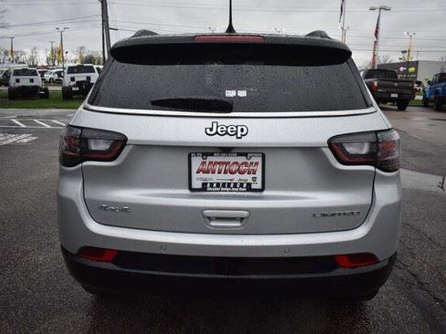 Used 2025 Jeep Compass Limited w/ Elite Group AWD/4WD image 7