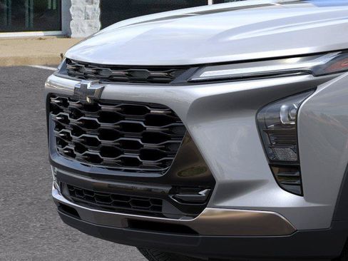 New 2026 Chevrolet Trax ACTIV w/ Sunroof Package FWD image 13