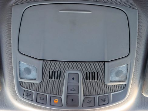 Used 2015 Ford Fusion SE image 40