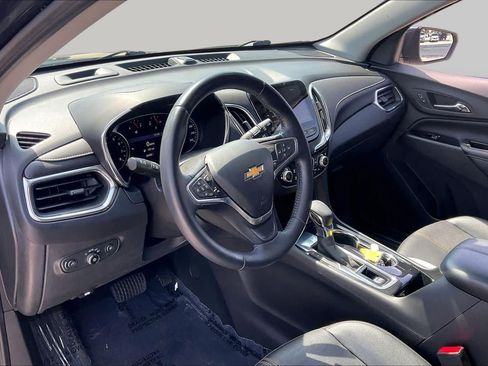 Used 2022 Chevrolet Equinox Premier FWD image 17