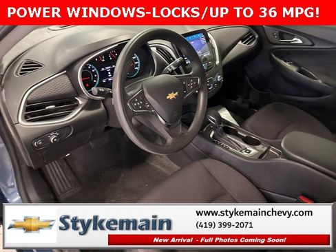 Used 2024 Chevrolet Malibu LS image 18