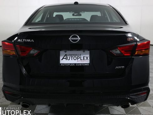 Used 2025 Nissan Altima 2.5 SR AWD/4WD image 6