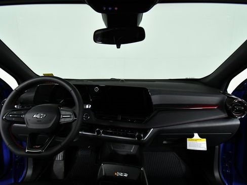 New 2026 Chevrolet Equinox RS w/ LPO, Floor Liner Package image 18