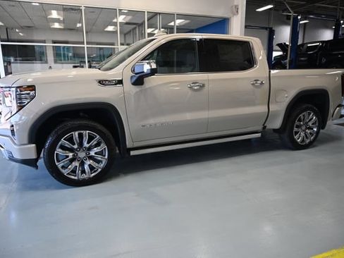 New 2026 GMC Sierra 1500 Denali AWD/4WD image 10