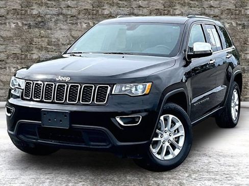 Used 2021 Jeep Grand Cherokee Laredo X AWD/4WD image 3