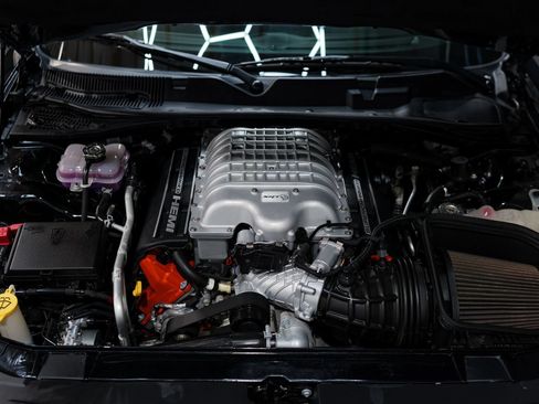 Used 2023 Dodge Challenger SRT Hellcat w/ Driver Convenience Group RWD image 24