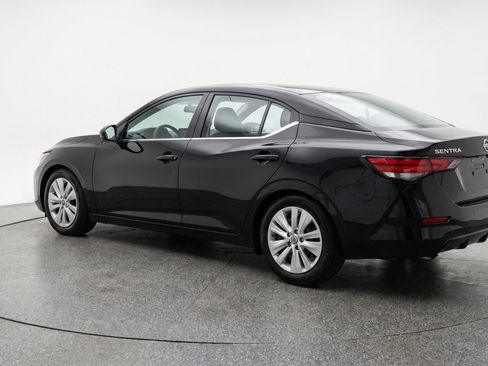 Used 2025 Nissan Sentra S FWD image 6