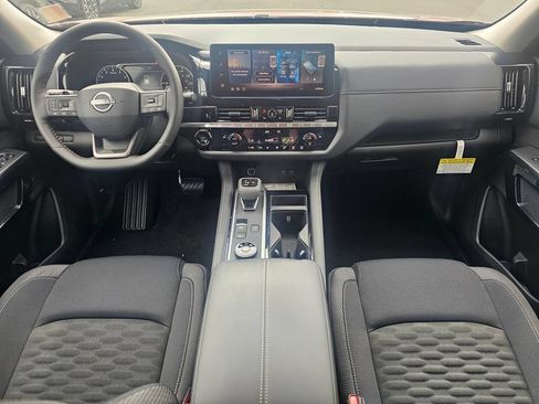 New 2026 Nissan Pathfinder SV AWD/4WD image 9