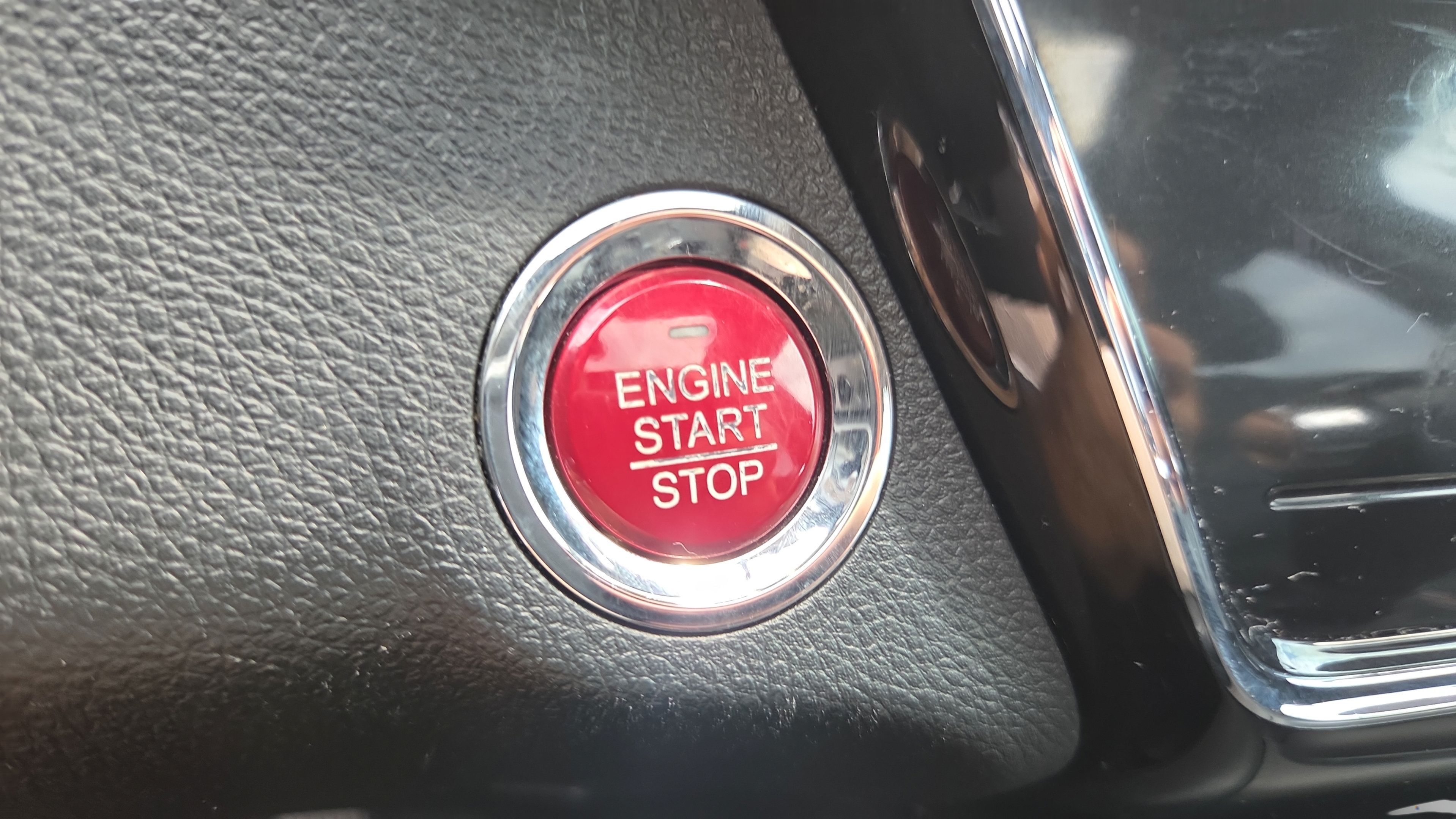 Used 2016 Honda HR-V EX-L image 32