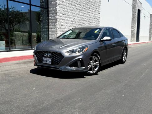 Used 2019 Hyundai Sonata SEL FWD image 1