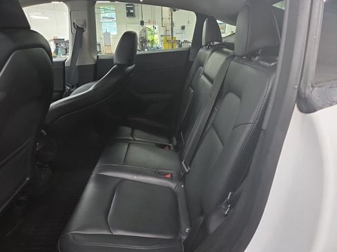 Used 2023 Tesla Model Y Long Range AWD/4WD image 4