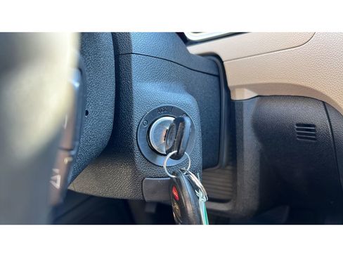 Used 2012 Chevrolet Traverse LTZ AWD/4WD image 21