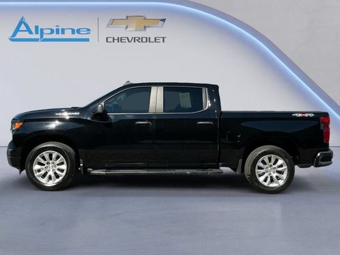 Used 2024 Chevrolet Silverado 1500 Custom AWD/4WD image 2