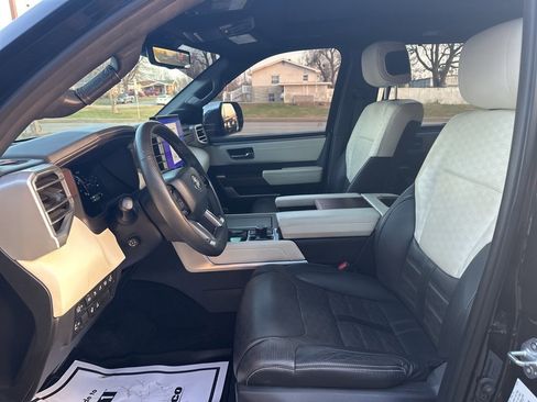 Used 2023 Toyota Sequoia Capstone image 20