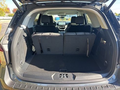 New 2026 Ford Explorer Active w/ Active Comfort Package image 12