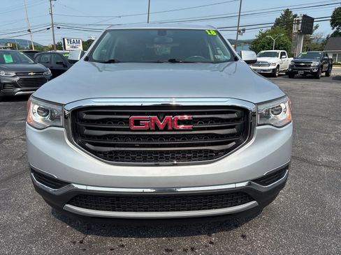Used 2018 GMC Acadia SLE AWD/4WD image 2