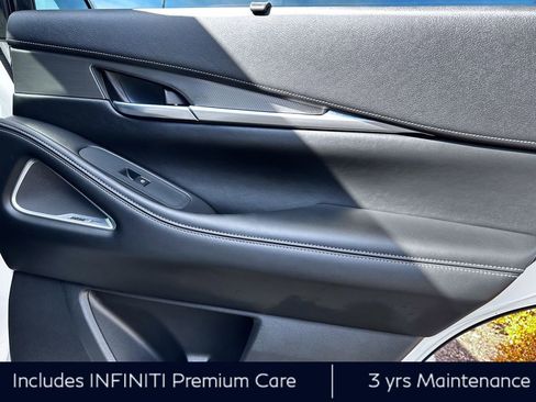 Certified 2025 INFINITI QX60 Luxe image 36