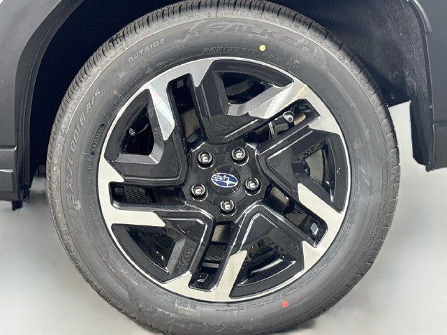 New 2026 Subaru Forester Touring AWD/4WD image 31