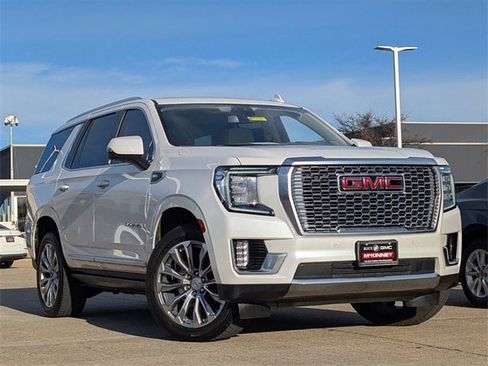 Used 2022 GMC Yukon Denali image 2