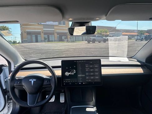 Used 2021 Tesla Model 3 Performance AWD/4WD image 11