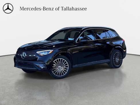 Used 2025 Mercedes-Benz GLC 350e 4MATIC image 1