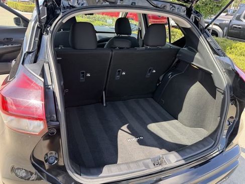 Used 2024 Nissan Kicks S FWD image 21