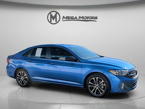 Used 2023 Volkswagen Jetta Sport image 10