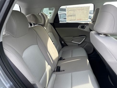 New 2025 Kia Soul LX FWD image 16
