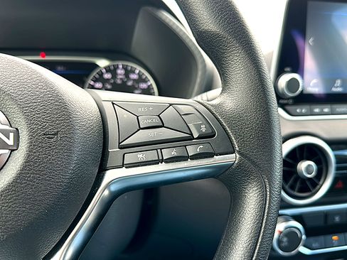 Certified 2025 Nissan Sentra SV image 28