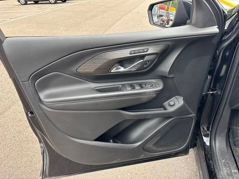 Used 2023 GMC Terrain SLT w/ LPO, Floor Liner Package FWD image 16
