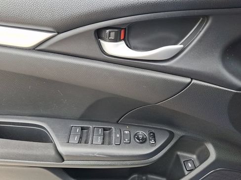 Used 2020 Honda Civic LX image 12