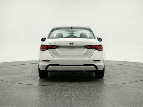 Used 2025 Nissan Sentra SV image 7