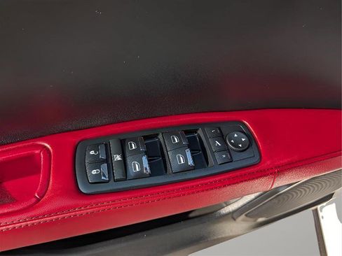 Used 2018 Maserati Ghibli S RWD image 21