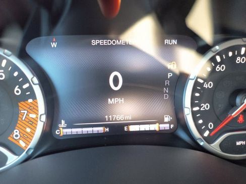 Used 2023 Jeep Renegade Trailhawk w/ Sun/Sound Group AWD/4WD image 12