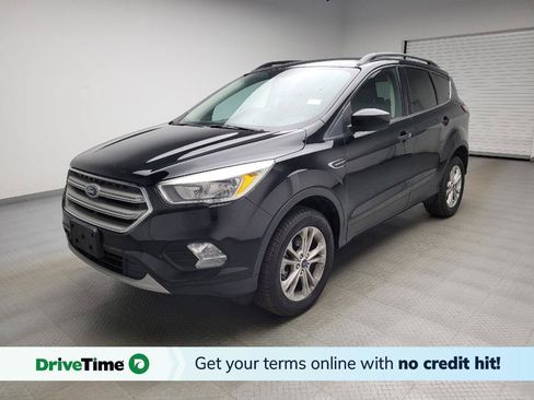 Used 2018 Ford Escape SE FWD image 1