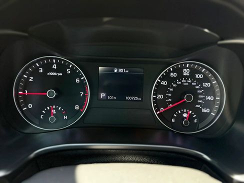 Used 2020 Kia Forte LXS FWD image 18