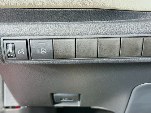 Used 2023 Toyota Corolla LE FWD image 17