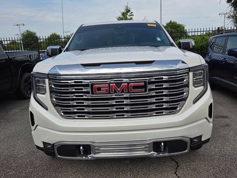 Used 2025 GMC Sierra 1500 Denali w/ Denali Reserve Package AWD/4WD image 2
